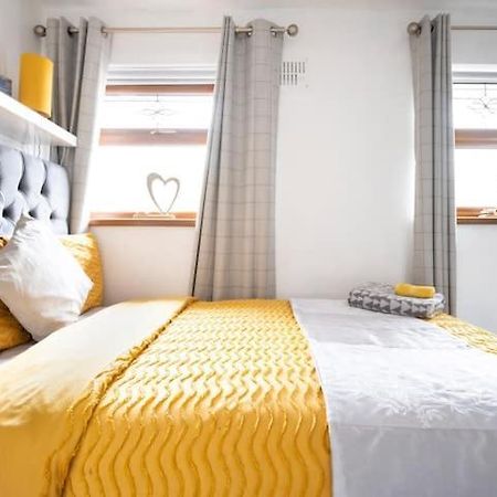 Elegant And Cosy Private Room Belfast Exterior foto