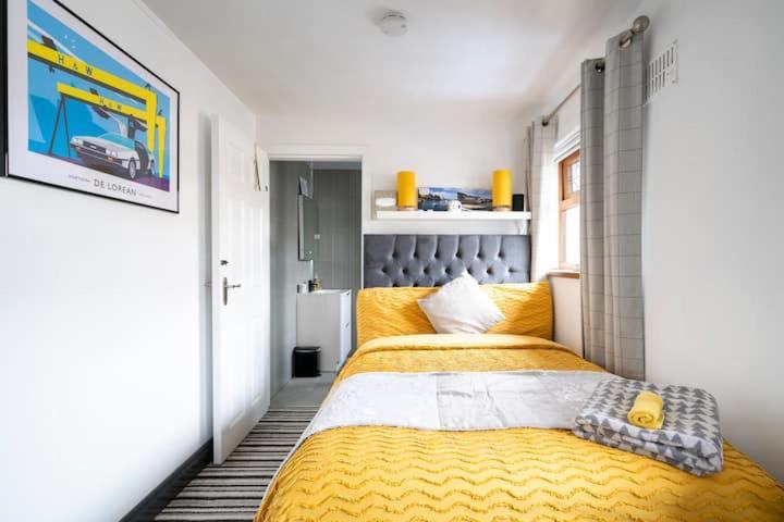 Elegant And Cosy Private Room Belfast Exterior foto
