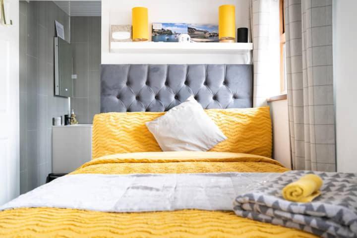 Elegant And Cosy Private Room Belfast Exterior foto